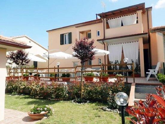 Il Giardino Bed and Breakfast Riotorto Buitenkant foto